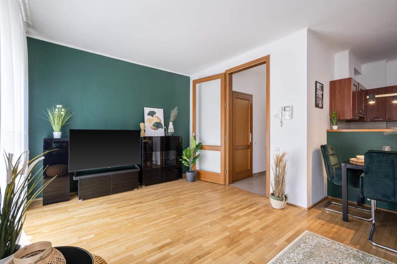 Apartament Prime Location *